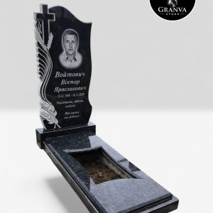 Одинарний пам'ятник «Духовний Оберіг» — Високе мистецтво гранітного різьблення