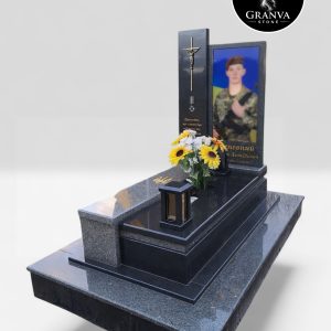 Меморіальний комплекс «Вартовий Волі» — Символ Козацького Духу та Незламності