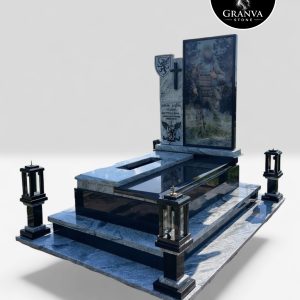 Меморіальний комплекс «Світла Варта» — Реалізм, що перемагає час
