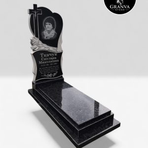 Одинарний пам'ятник "Світло душі": Високе мистецтво різьби по каменю