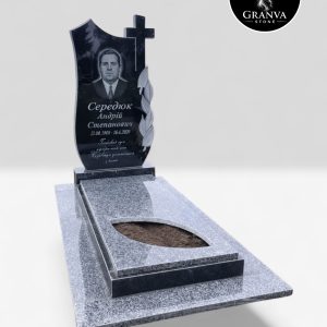 Одинарний пам'ятник "Символ Життя": Мистецьке різьблення та гармонія форм