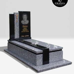 Одинарний меморіал «Віра та Світло» — Величний символ вічності