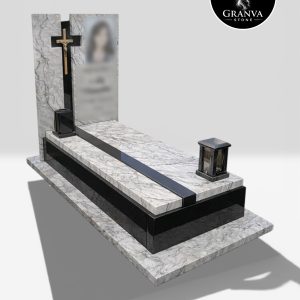 Одинарний пам'ятник "Світло образу": Сучасна меморіальна архітектура