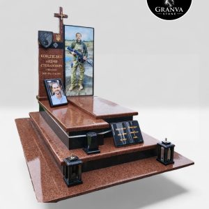 Меморіальний комплекс «Стежка в Безсмертя» — Шляхетність форми та змісту