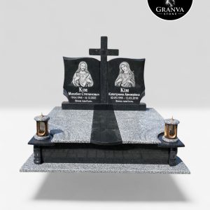 Меморіальний комплекс "Книга Життя": Сакральна пам'ять для двох